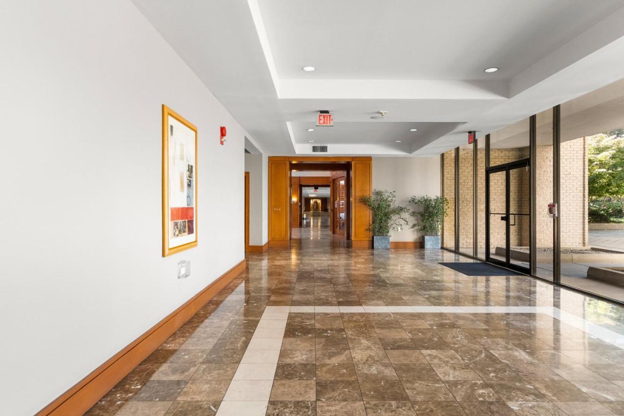 Urbandelight Crystal City Mins To Dc Free Parking أرلنغتون المظهر الخارجي الصورة